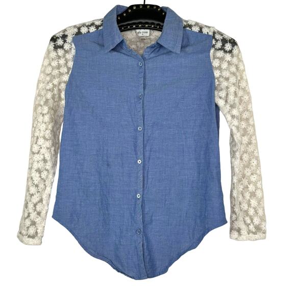 Ella Moss Chambray Top Floral Lace Sleeves 10 - Picture 1 of 9